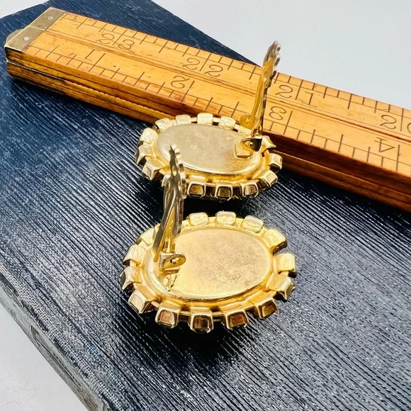 Vintage clip on earrings lemon yellow oval rhinestones - Picture 11 of 11